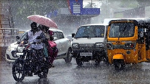 தமிழகத்தின் 11 மாவட்டங்களில் கனமழைக்கு வாய்ப்பு