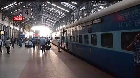 Non AC coaches in Indian Railways increase to 70 pc