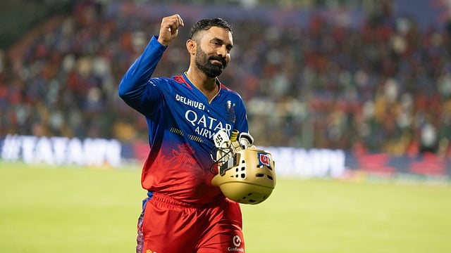தினேஷ் கார்த்திக்