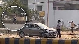 மாறி மாறி துப்பாக்கிச்சூடு நடத்தும் ரௌடிகள் 