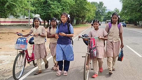 நாகலாந்து மாணவி அக்ம்லா 