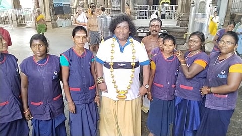 திருச்செந்தூர் முருகன் கோயிலில் நடிகர் யோகி பாபு