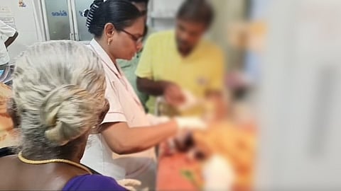 சாலையில் கிடந்த பச்சிளங்குழந்தை பத்திரமாக மீட்பு