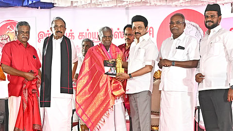 இந்திய கம்யூனிஸ்ட் கட்சியின் தலைமை அலுவலகத்தில் நடைபெற்ற நல்லகண்ணு நூற்றாண்டு விழாவில் முதல்வர் மு.க.ஸ்டாலின்