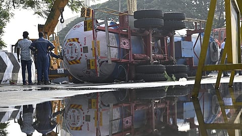 கோவை: LPG எரிவாயு டேங்கர் லாரி வெடித்த சம்பவம்... என்ன நடந்தது?