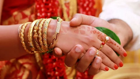 father calls off wedding after delhi groom dancing