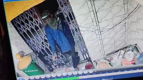 கோயிலில் திருட வந்த திருடன்