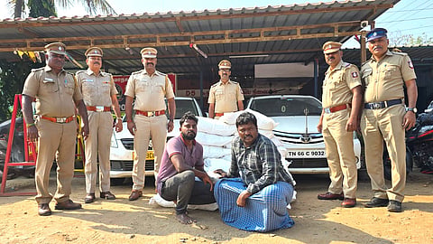 புகையிலை பொருட்கள் பறிமுதல் - இருவர் கைது 