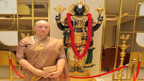 andhra pradesh deputy cm pawan kalyans wife ritual at tirumala