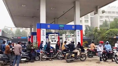 petrol station 