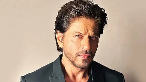 shah rukh khan tops imdb 25 year headliners list 