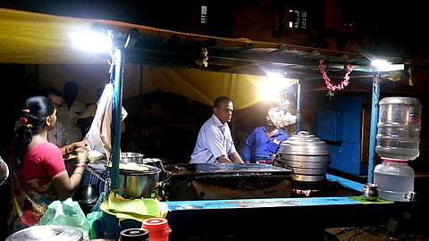 தள்ளுவண்டி உணவு கடைகள் உரிமம் பெறுவது கட்டாயம்