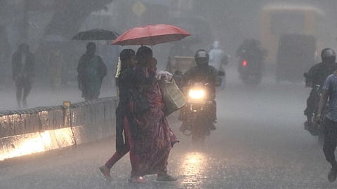 வங்கக்கடலில் புதிய வளிமண்டல கீழடுக்கு சுழற்சி