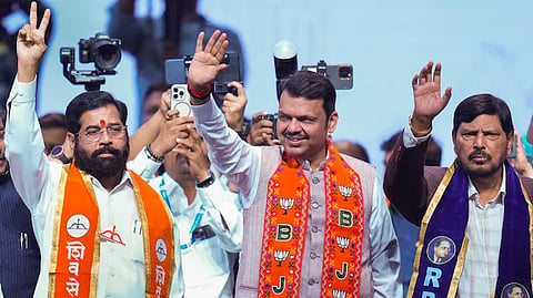 bjp shiv sena seizes Mumbai crown Fort Thackeray falls after 28 years