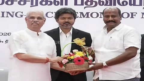 Parthiban Takes Oath as Minister in Full Action Mode!