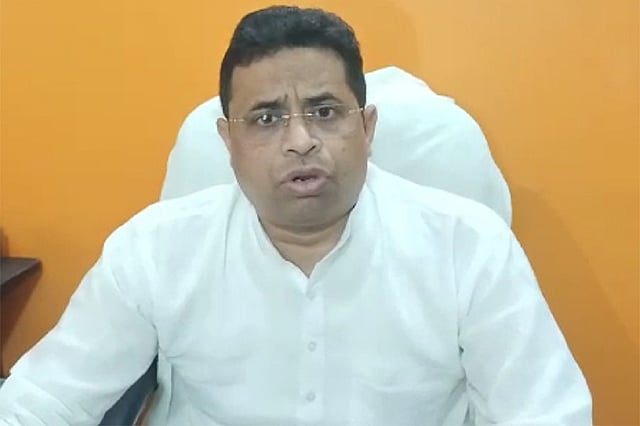 சௌமித்ரா கான்