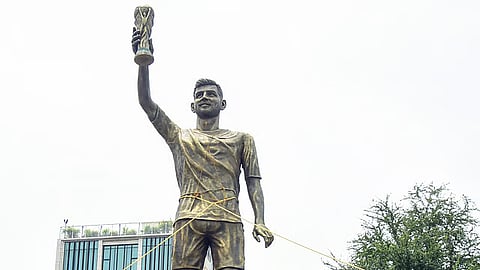 Messi Statue in Kolkata to Be Removed After Swaying Complaints