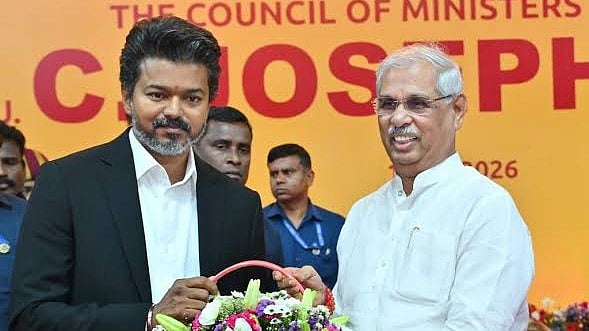 CM Vijay & Governor Arlekar