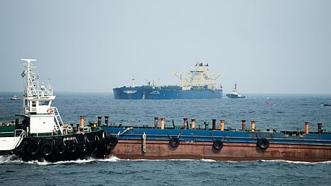 Hormuz Strait Reopens After US-Iran Deal, 60-Day Clock Begins
