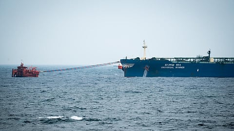 Iran Moves Oil Tankers Out of US.Blockade Zone Before Key Negotiations 