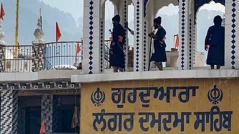 Uttarakhand Nihang Sikhs captured a Rudraprayag gurdwara