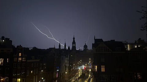 3,00,000 lightning strikes in 24 hours in Netherlands