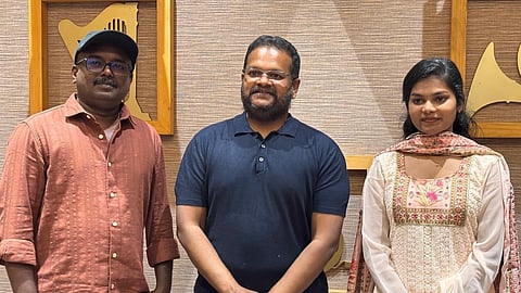 Villupattu Madhavi debut in cinema as singer