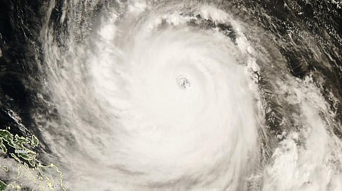 Bavi Super Typhoon enters China