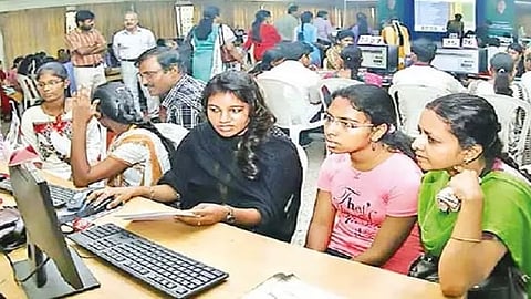 பொறியியல் மாணவர் சேர்க்கைக்கான இணையவழி பொதுக்கலந்தாய்வு