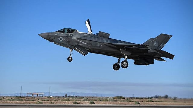 F-35 war flights