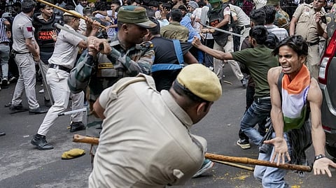 Delhi Govt Withdraws 13 Cases Against NEET Protesters at Jantar Mantarx`