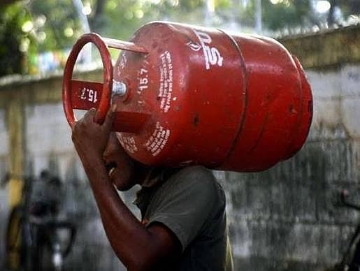  LPG cylinder 