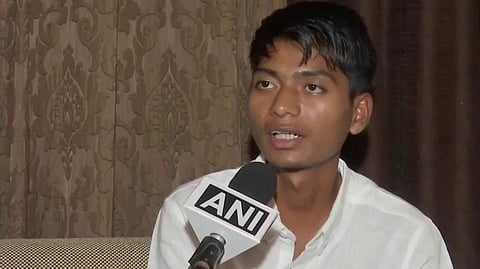Indian students solo cleanup of Ajnar river earns global recognition