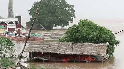 Bihar floods affect 4 million people Nepal floods trigger the disaster