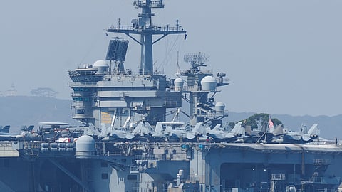 US warship 