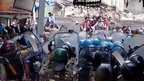 Ujjain Tense! Stone-Pelting… 2,500 Police Deployed: Here’s Why