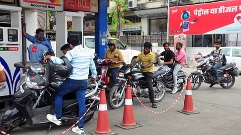 Crude Oil Prices Surge 29%! A New Economic Challenge for India