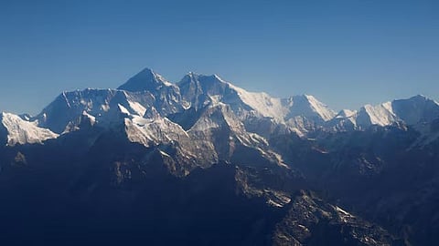 Nepal Avalanche Kills 15 Workers at Himlung Himal Camp