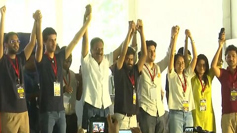 Prakash Raj Dhruv Rathee joints Bengaluru CJP protest