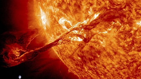 Solar tsunami