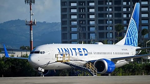 Midair Hijack Threat Sparks Panic as Pilot Diverts United Flight