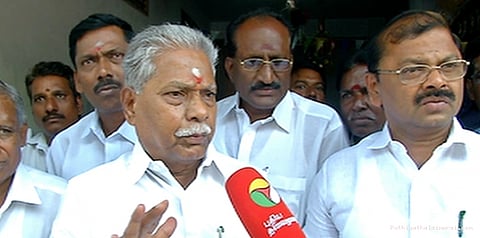 டெல்லியில் தமிழக அமைச்சர்: போராடும் விவசாயிகளை சந்திக்கிறார்