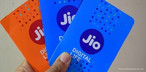 ரூ.400 கோடி இழப்பு: ஏர்டெல் மீது ஜியோ புகார்