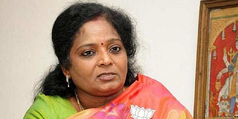 நடு இரவில் ’பிரேக்கிங் நியூஸ்’: தமிழிசை கோரிக்கை