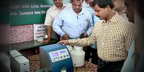 பாலின் தரத்தை அறிய இலவச சோதனை முகாம்
