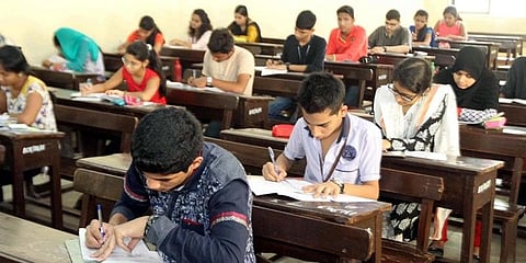 நீட் மசோதாவைக் கோட்டை விட்ட தமிழக அரசு