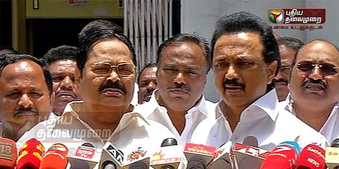 குட்கா பிரச்னை: பேரவையிலிருந்து திமுக வெளிநடப்பு