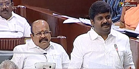 டெங்கு குறித்து பீதி வேண்டாம்: அமைச்சர் விஜயபாஸ்கர் வேண்டுகோள்