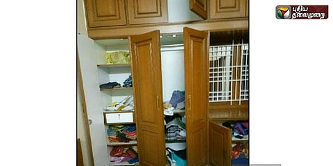 ஆடிட்ட‌ர் வீட்டில் பீரோ‌வை ‌உடைத்து கொள்ளை: ‌‌16 சவரன் நகை‌,‌‌ ரூ.2 லட்ச‌ம் திருட்டு