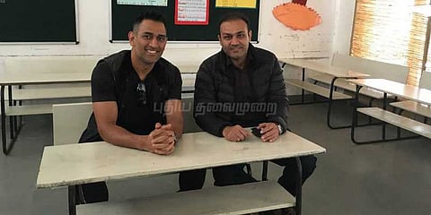 கூல் தோனிக்கு ஆதரவாக கருத்து தெரிவித்த ஷேவாக்